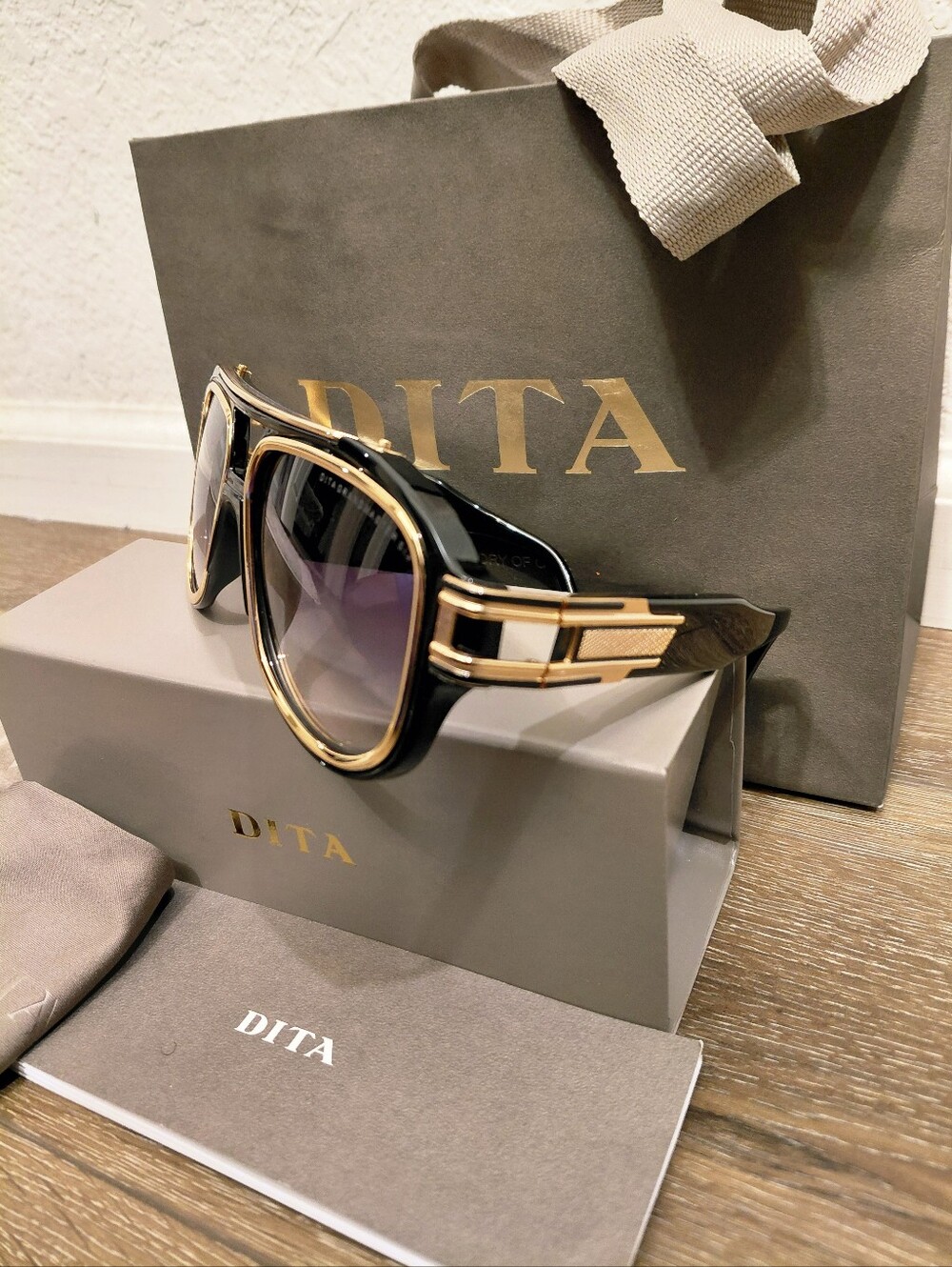 RARE DITA GRANDMASTER SIX Titanium Aviator Black/Gold Sunglasses DTS 900 01A - Picture 2 of 15